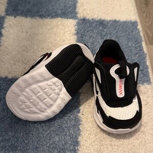 Nike Baby Black and White Sneakers
